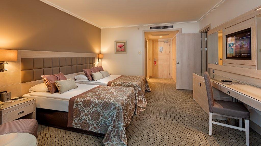 MIRACLE RESORT HOTEL