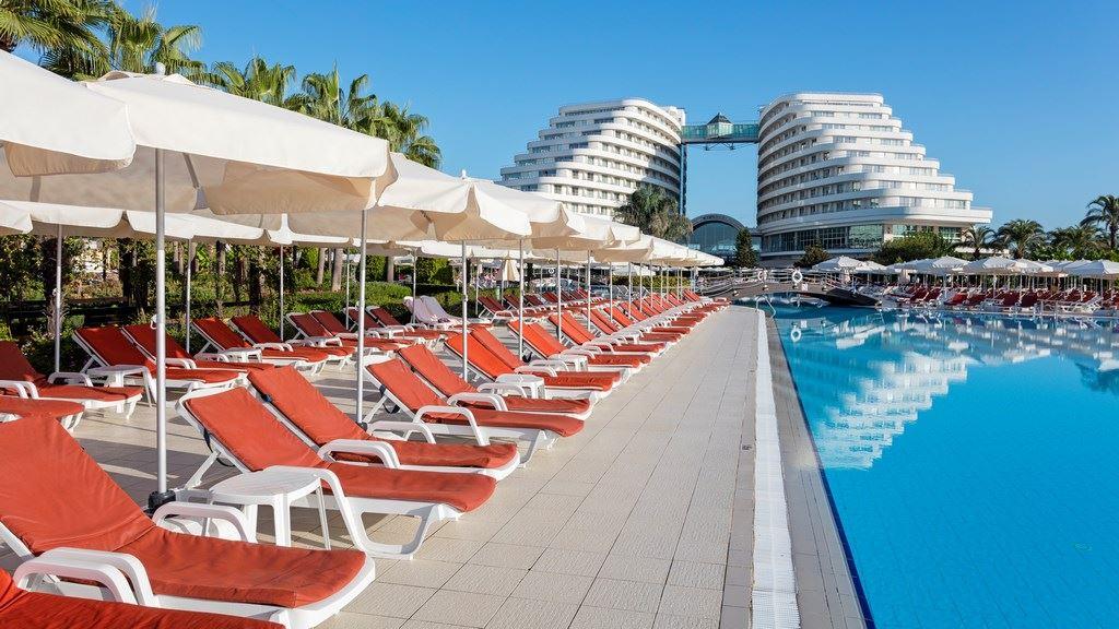 MIRACLE RESORT HOTEL