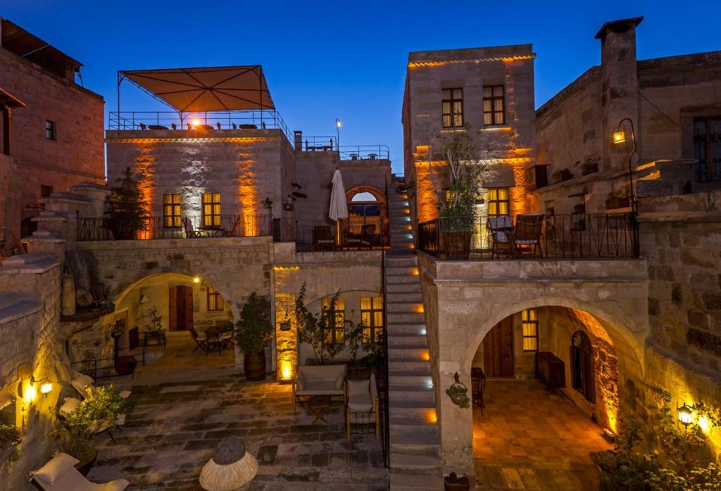 MITHRA CAVE HOTEL