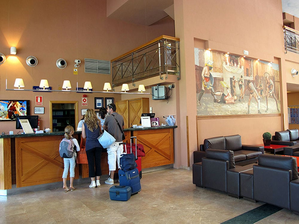 OHTELS VILLA ROMANA