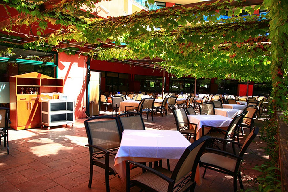 OHTELS VILLA ROMANA