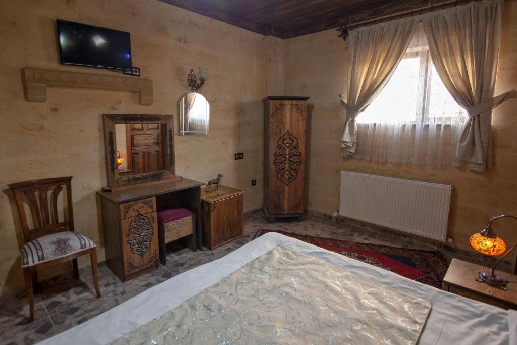 PEACE STONE HOUSE