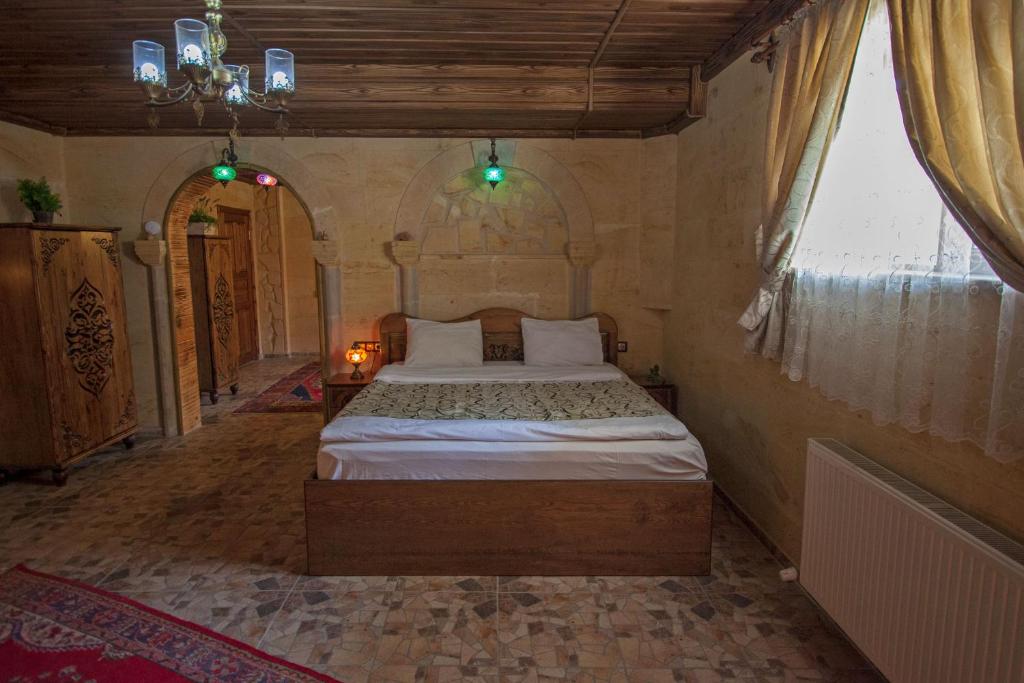 PEACE STONE HOUSE