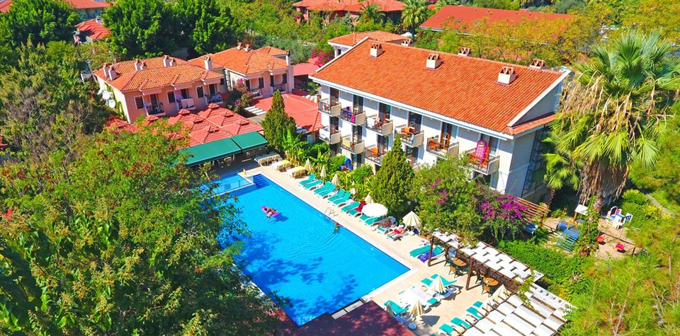 PERDIKIA BEACH