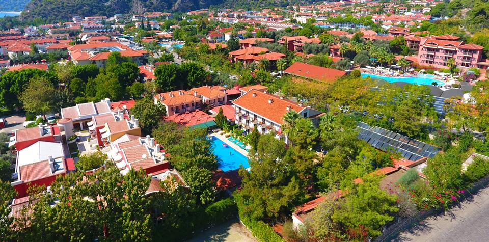 PERDIKIA BEACH
