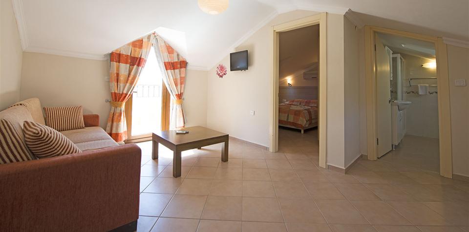 PERDIKIA HILL FAMILY RESORT & SPA