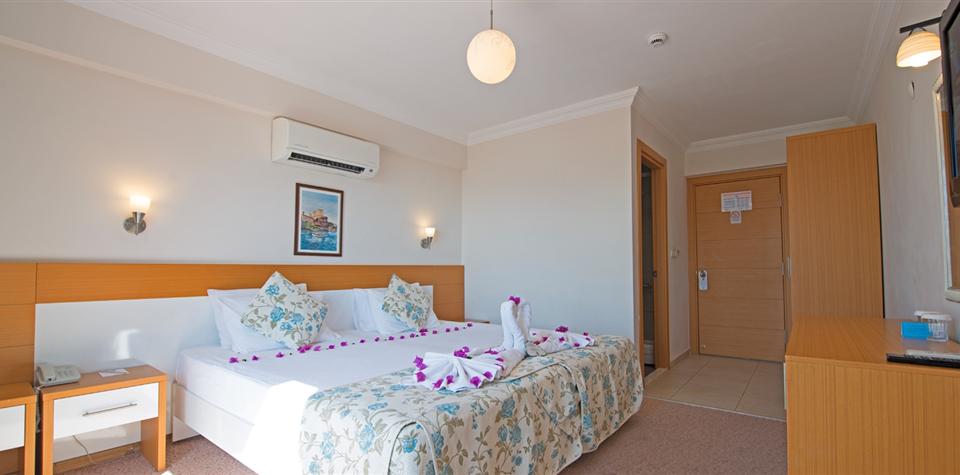 PERDIKIA HILL FAMILY RESORT & SPA