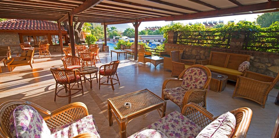PERDIKIA HILL FAMILY RESORT & SPA