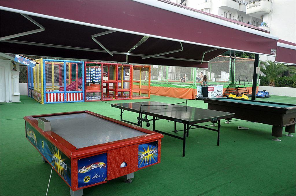 PINETA CLUB