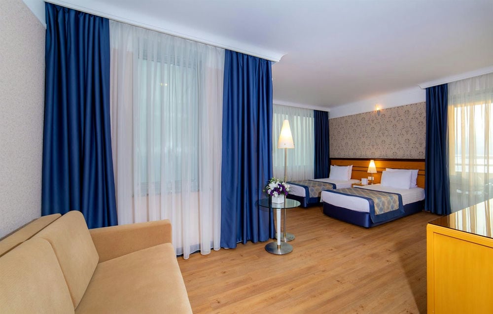 PORTO BELLO HOTEL RESORT & SPA