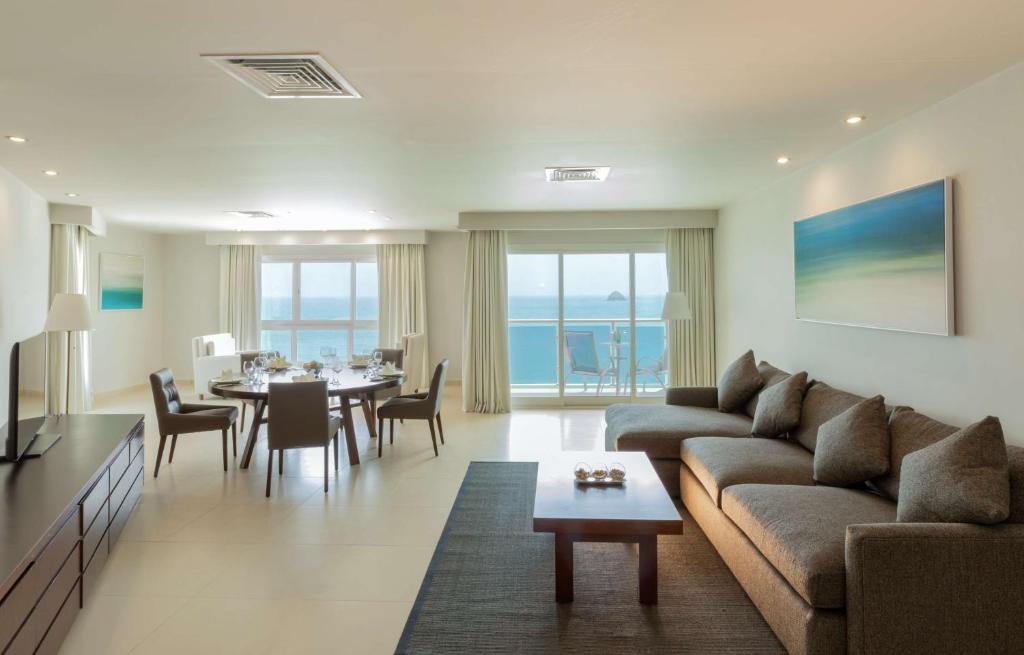 RADISSON BLU RESORT, FUJAIRAH 