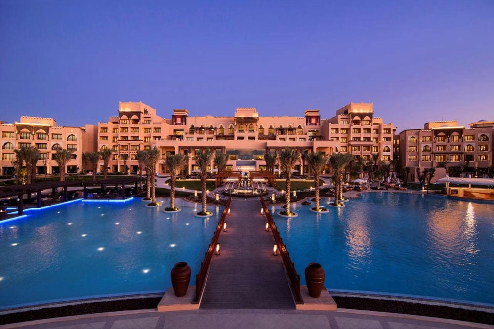 SAADIYAT ROTANA RESORT & VILLAS