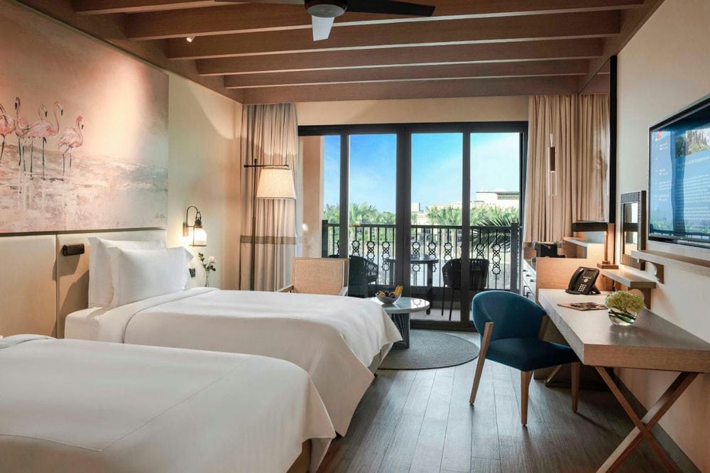 SAADIYAT ROTANA RESORT & VILLAS