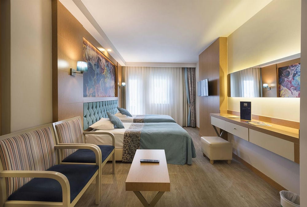 SEALIFE FAMILY RESORT HOTEL
