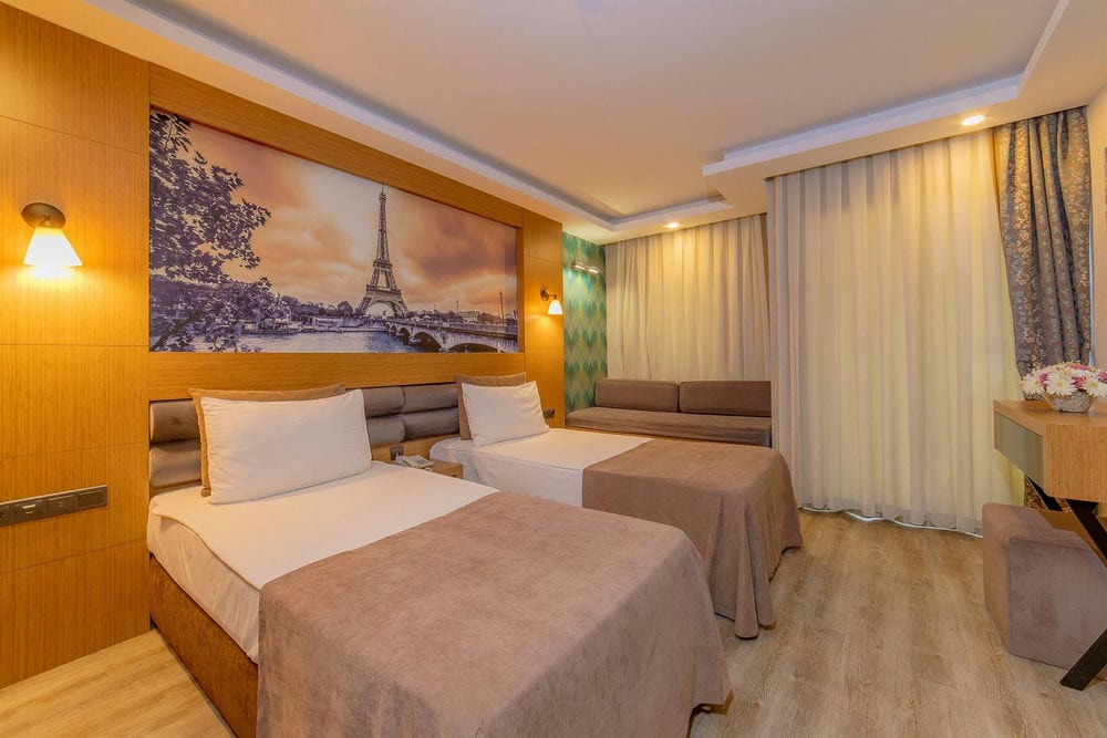 SEALIFE FAMILY RESORT HOTEL