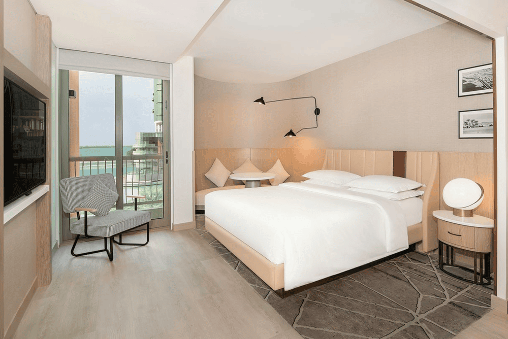 SHERATON ABU DHABI HOTEL AND RESORT
