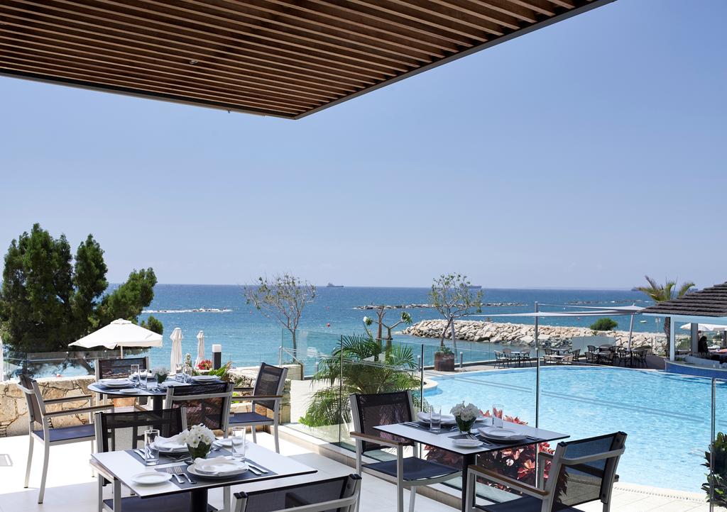 THE ROYAL APOLLONIA