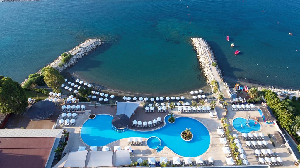 THE ROYAL APOLLONIA
