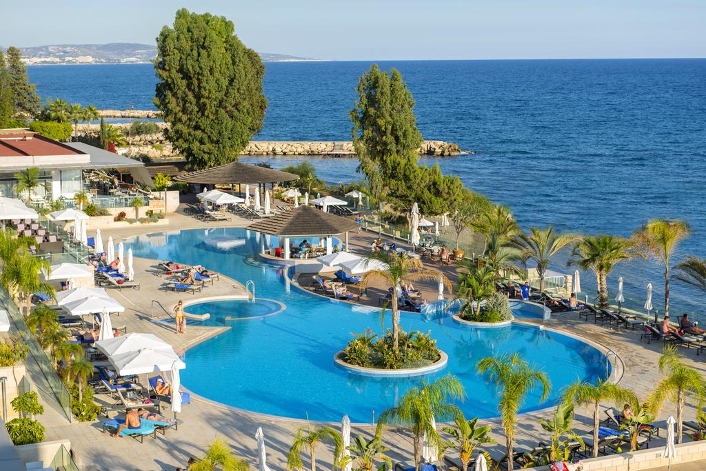 THE ROYAL APOLLONIA