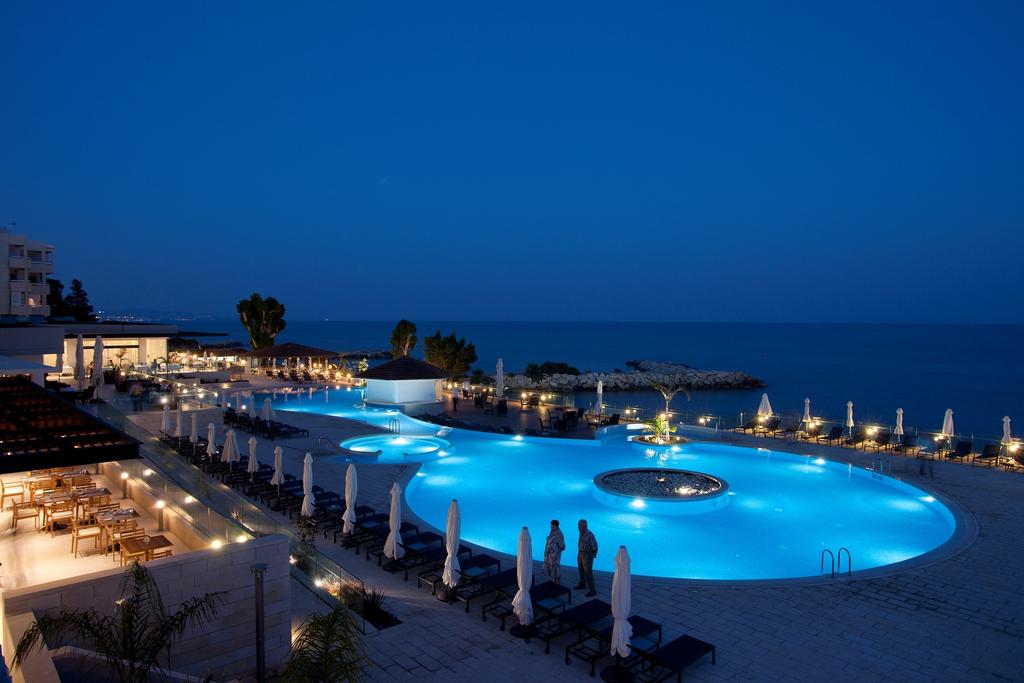 THE ROYAL APOLLONIA