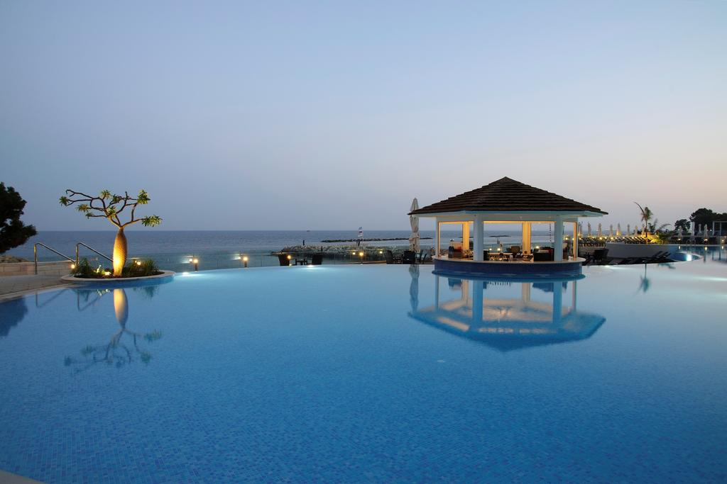 THE ROYAL APOLLONIA
