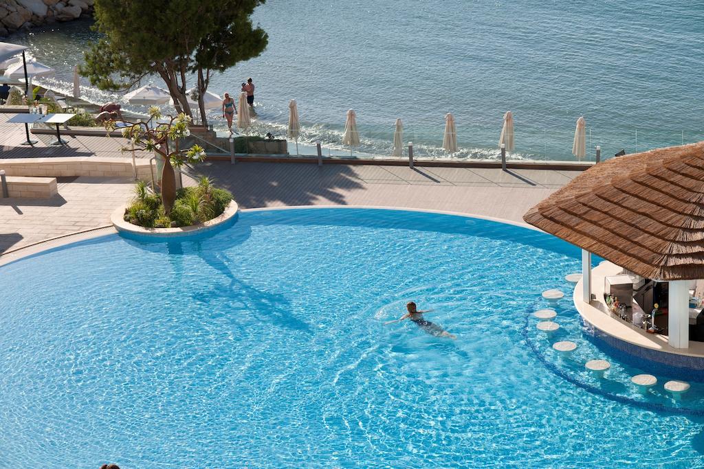 THE ROYAL APOLLONIA
