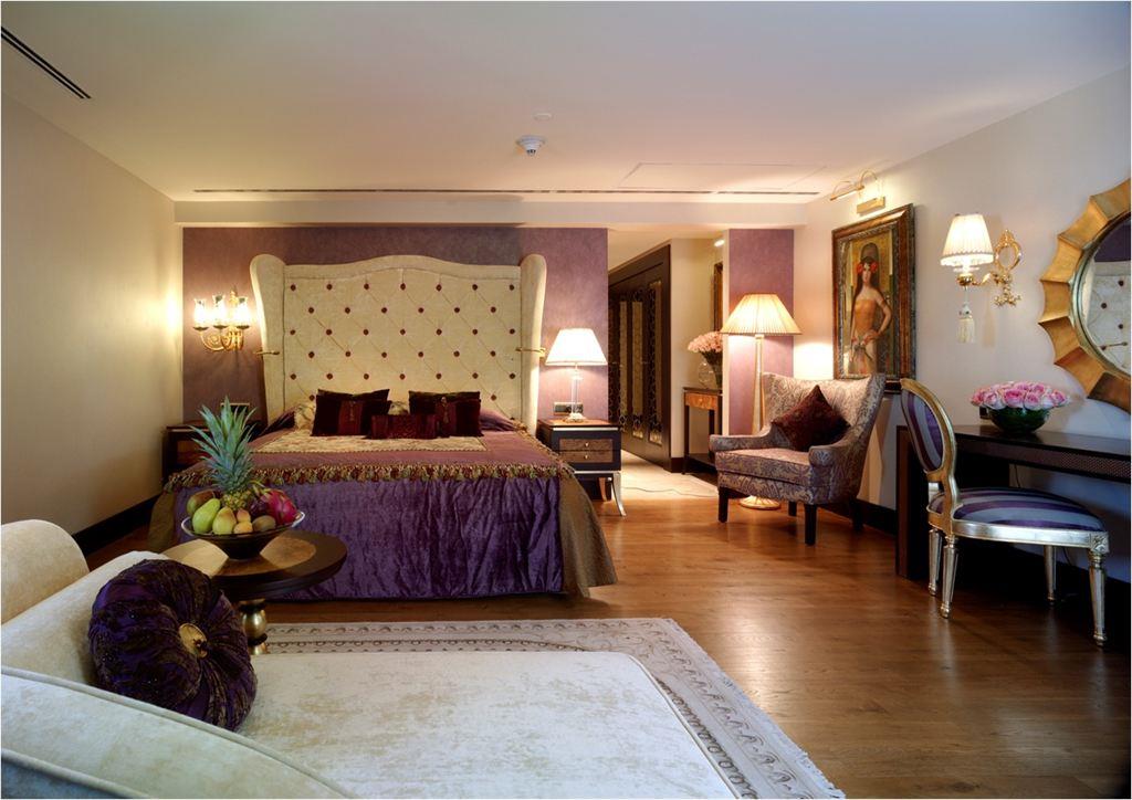 TITANIC MARDAN PALACE 