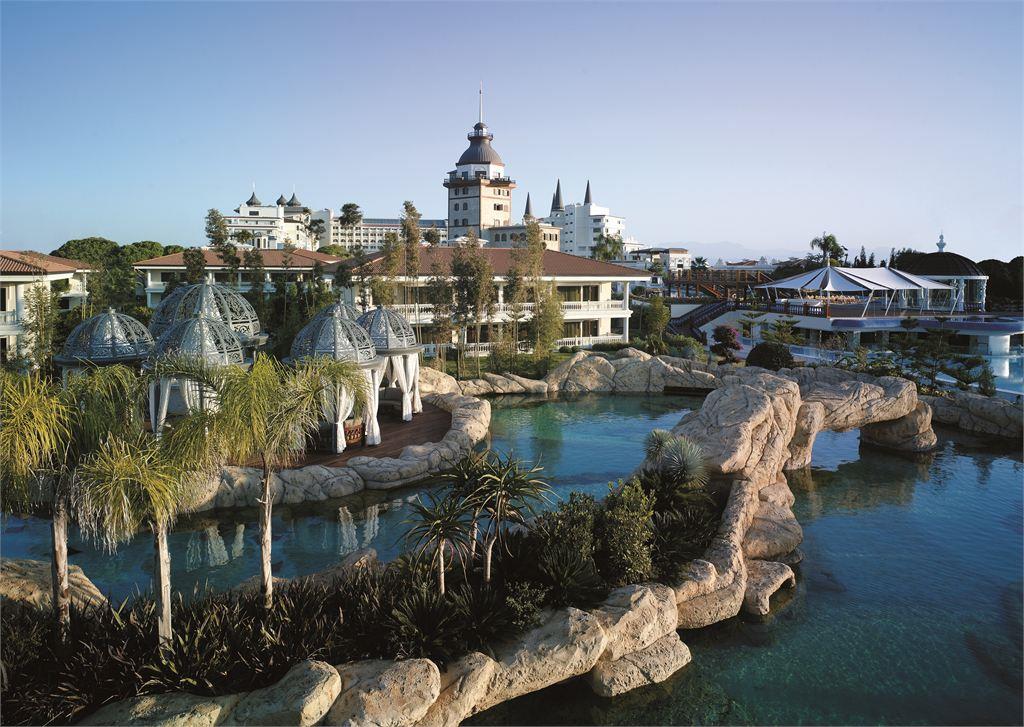 TITANIC MARDAN PALACE 