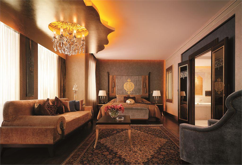 TITANIC MARDAN PALACE 