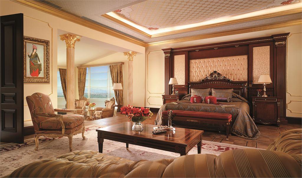 TITANIC MARDAN PALACE 