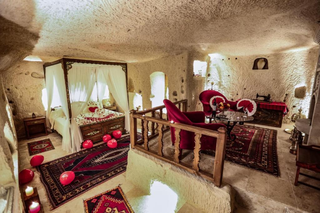 TURKISH CAVE HOUSE