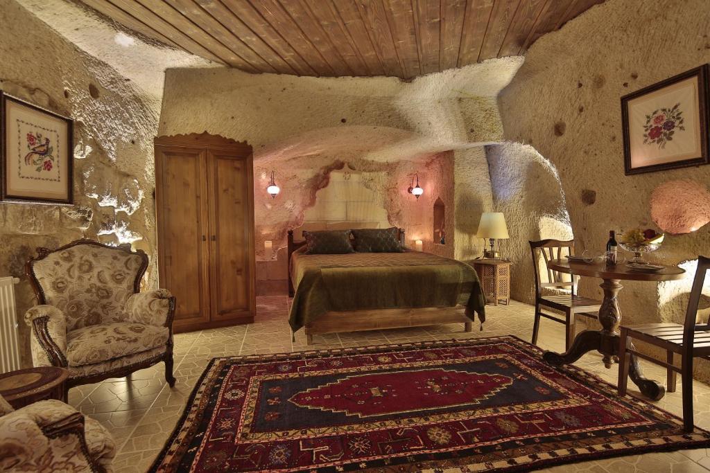TURKISH CAVE HOUSE