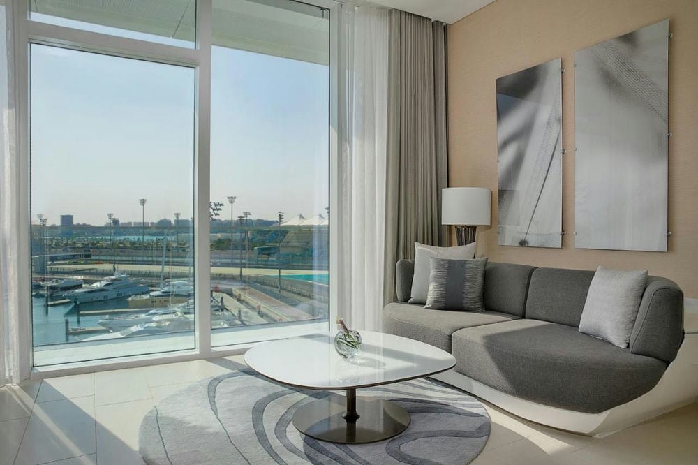 W ABU DHABI - YAS ISLAND