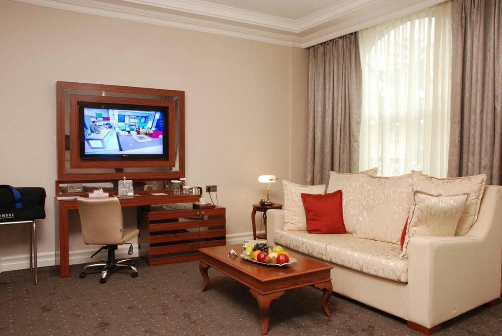 WORLD PALACE BATUMI