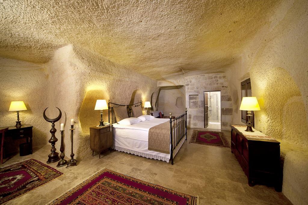 YUNAK EVLERI CAVE HOTEL