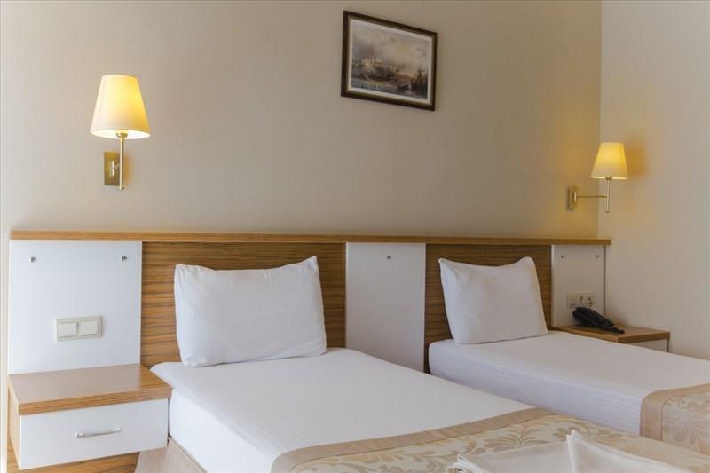 AES CLUB HOTEL