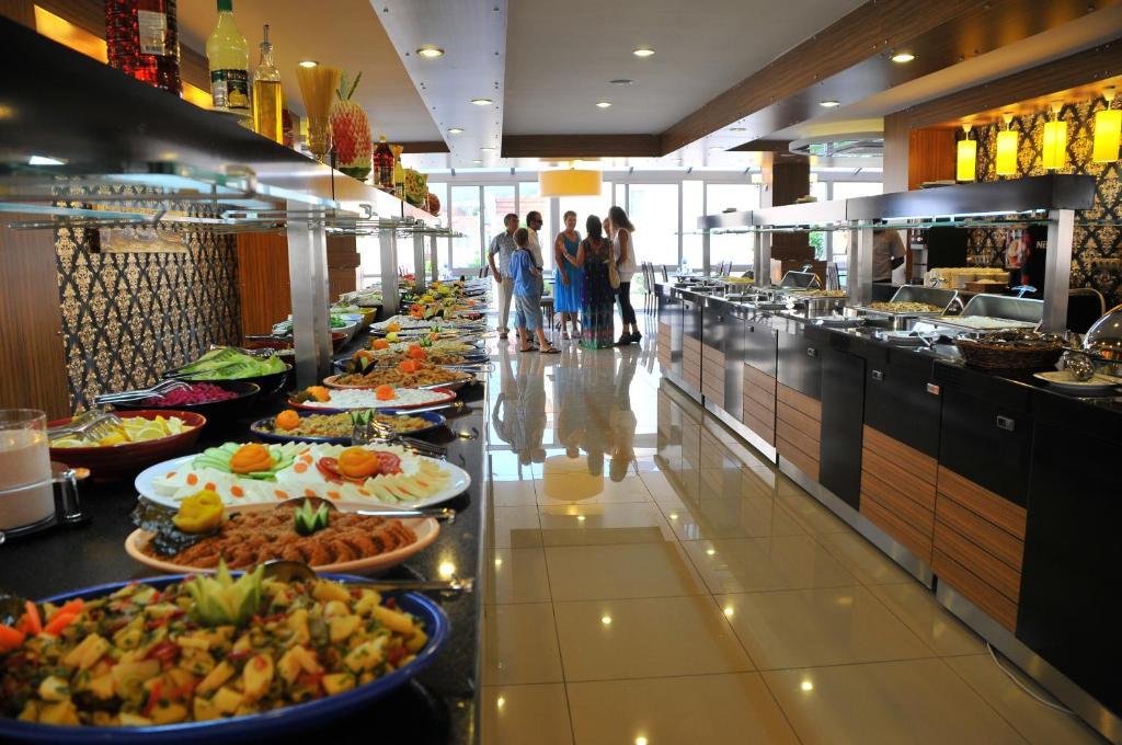 AES CLUB HOTEL