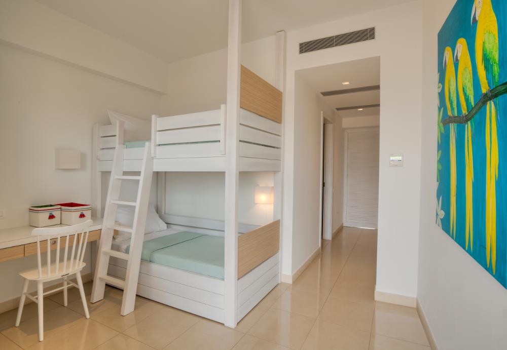 BLUE LAGOON PRINCESS HOTEL