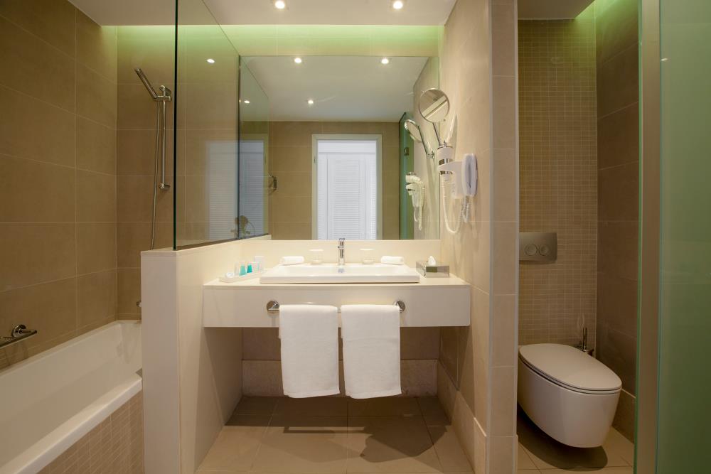 BLUE LAGOON PRINCESS HOTEL