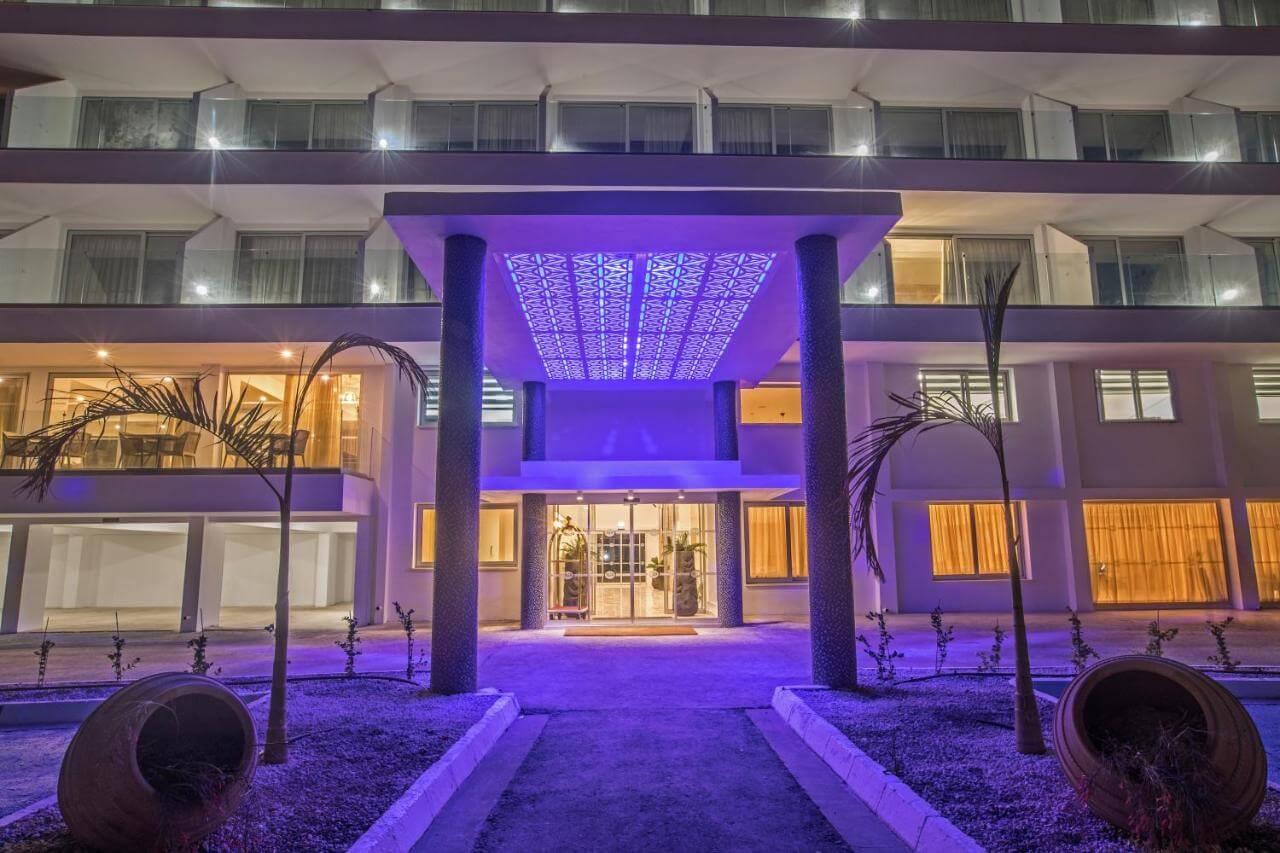 BOHEMIAN GARDENS HOTEL