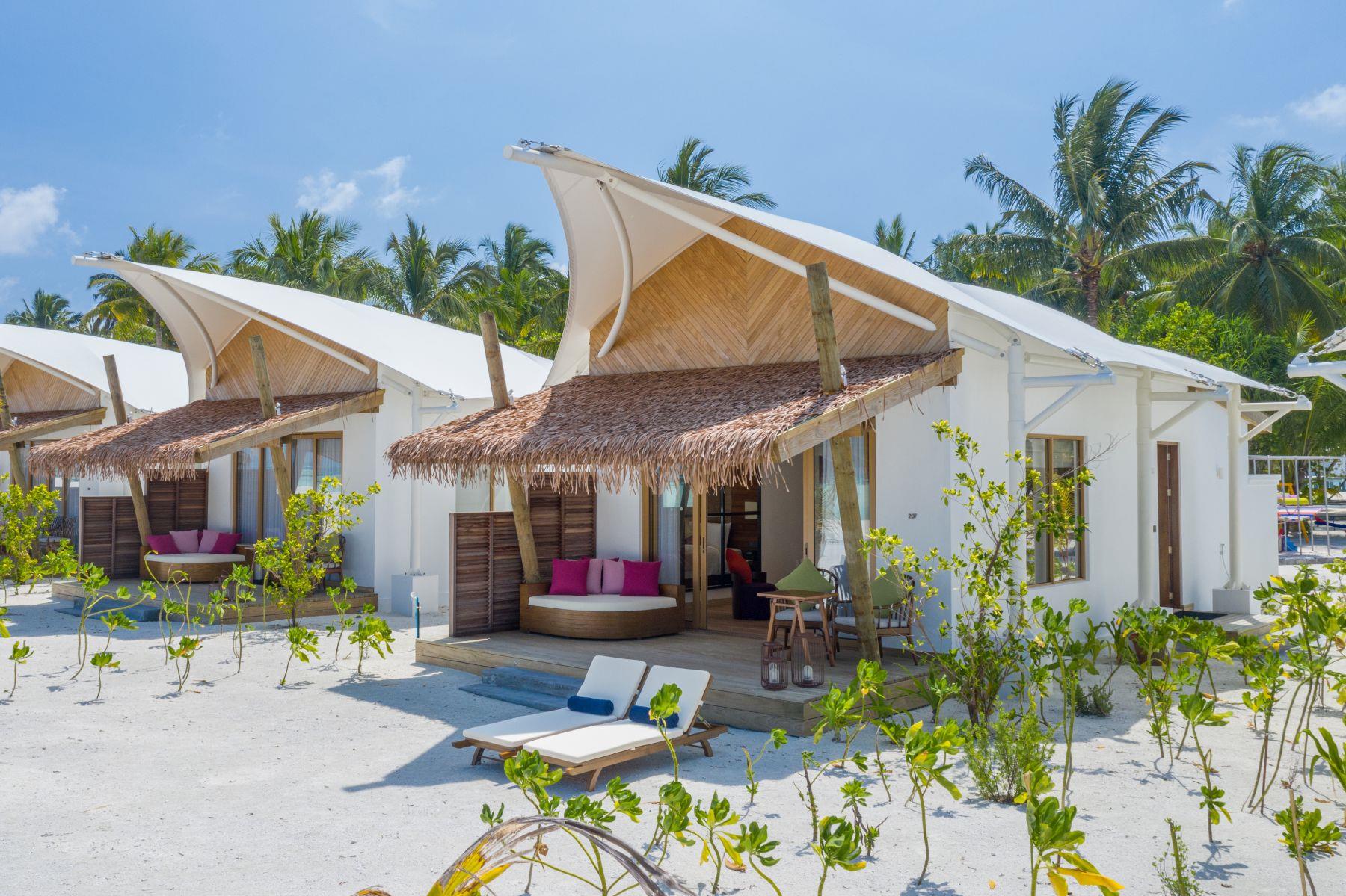 CINNAMON HAKURAA HURAA