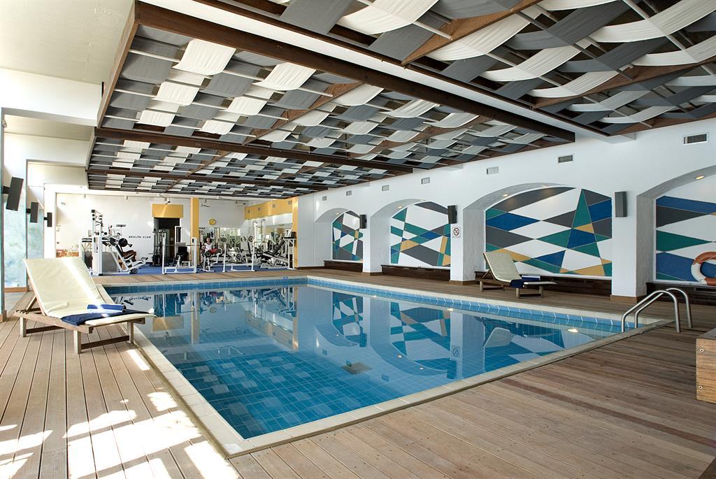 CORFU HOLIDAY PALACE