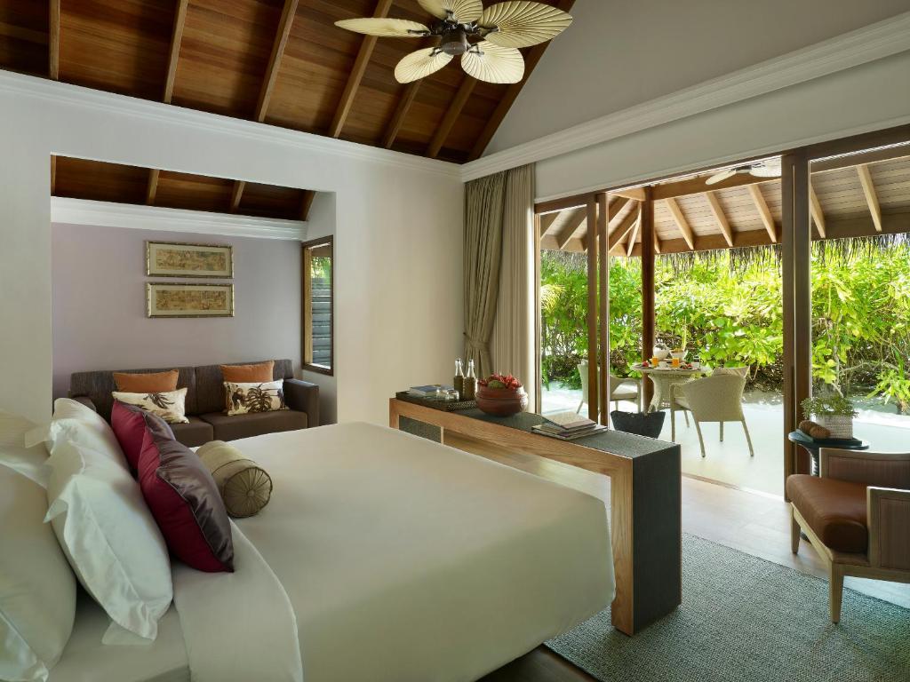 DUSIT THANI MALDIVES 