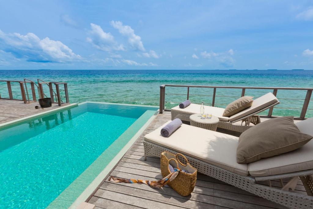 DUSIT THANI MALDIVES 