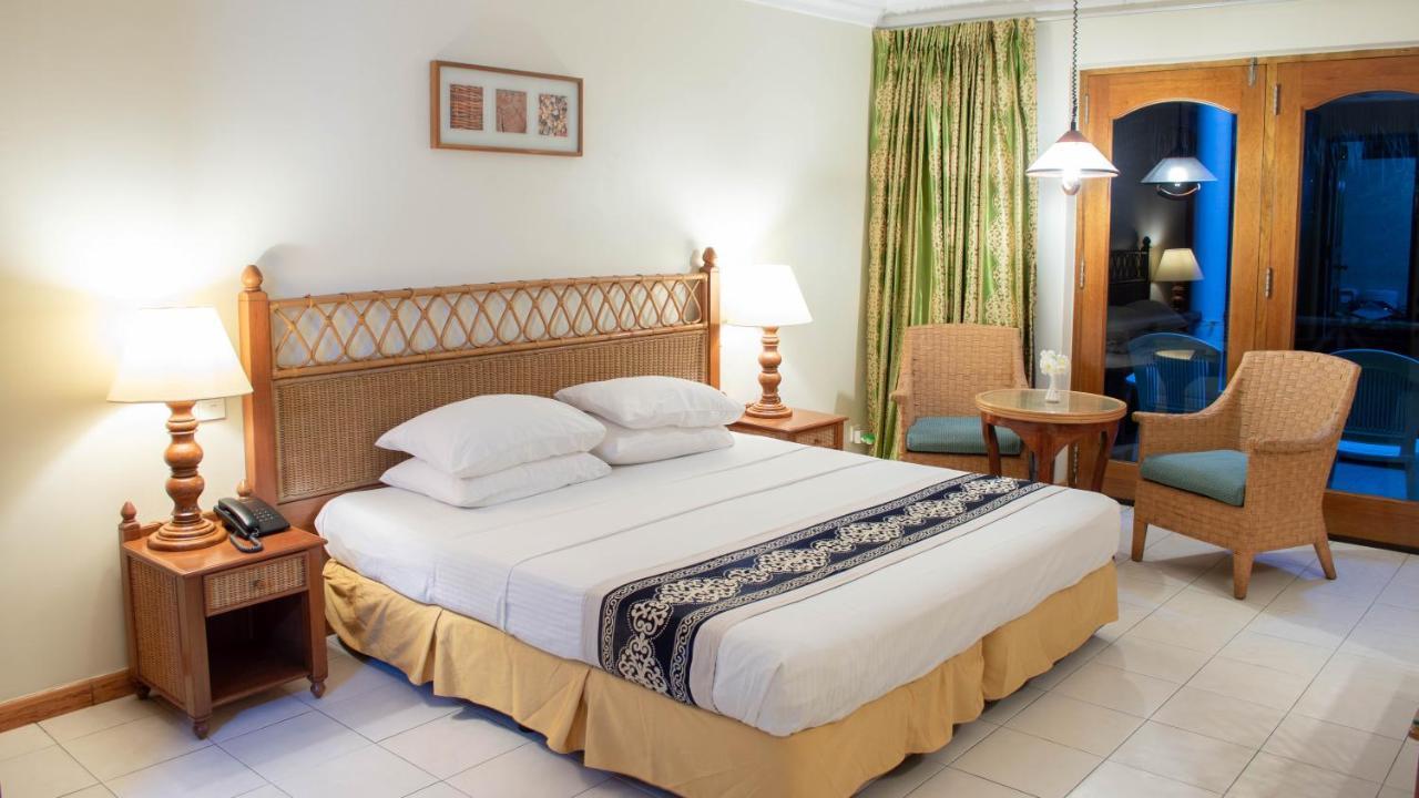 FIHALHOHI ISLAND RESORT