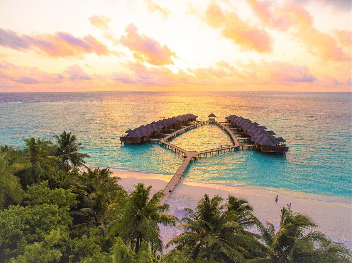 FIHALHOHI ISLAND RESORT