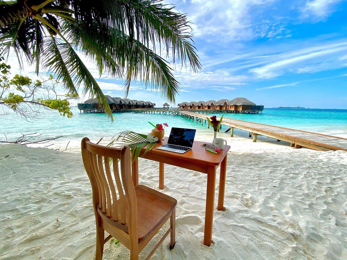 FIHALHOHI ISLAND RESORT