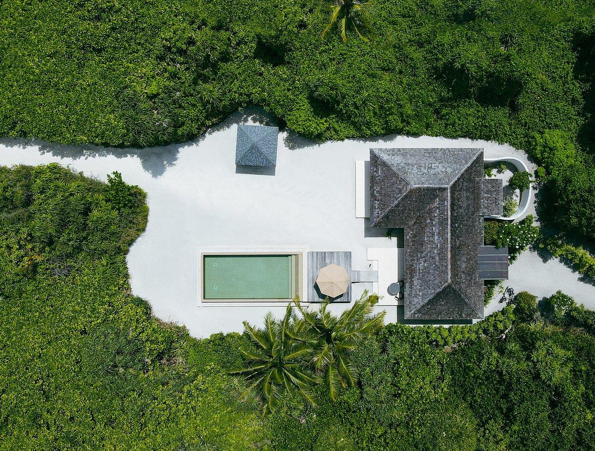 HIDEAWAY BEACH RESORT & SPA 