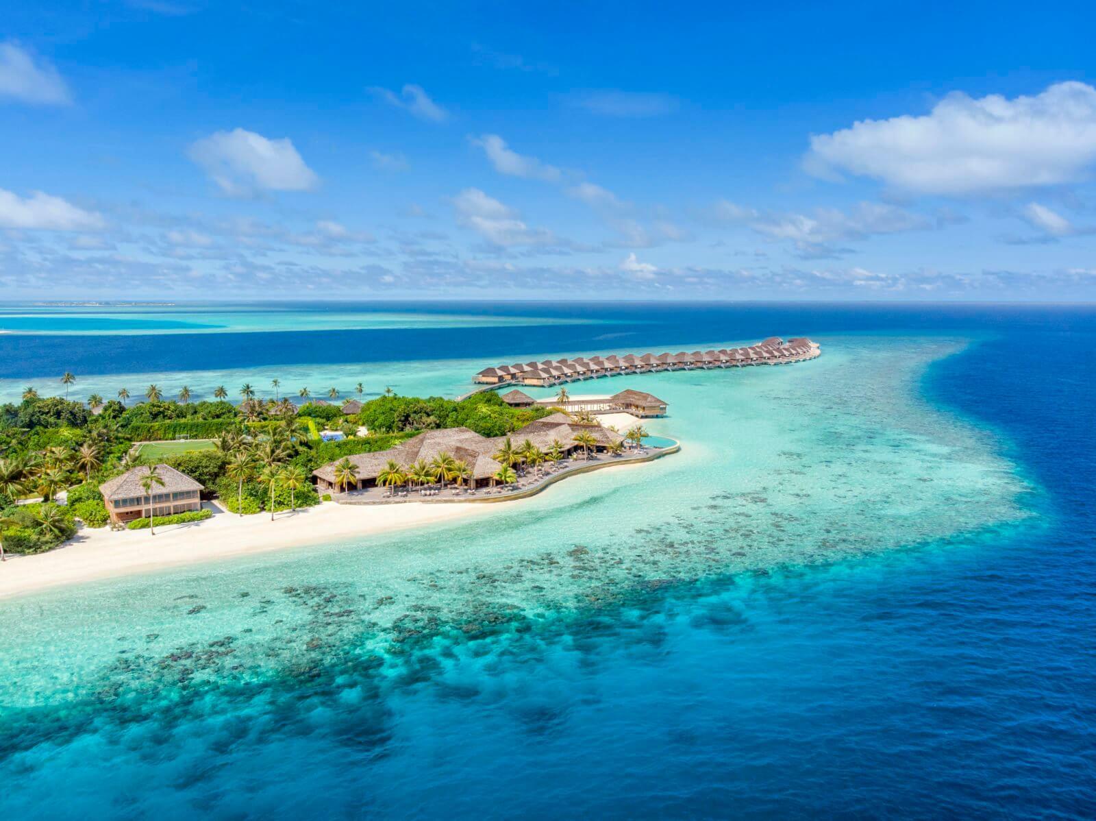 HURAWALHI ISLAND RESORT 