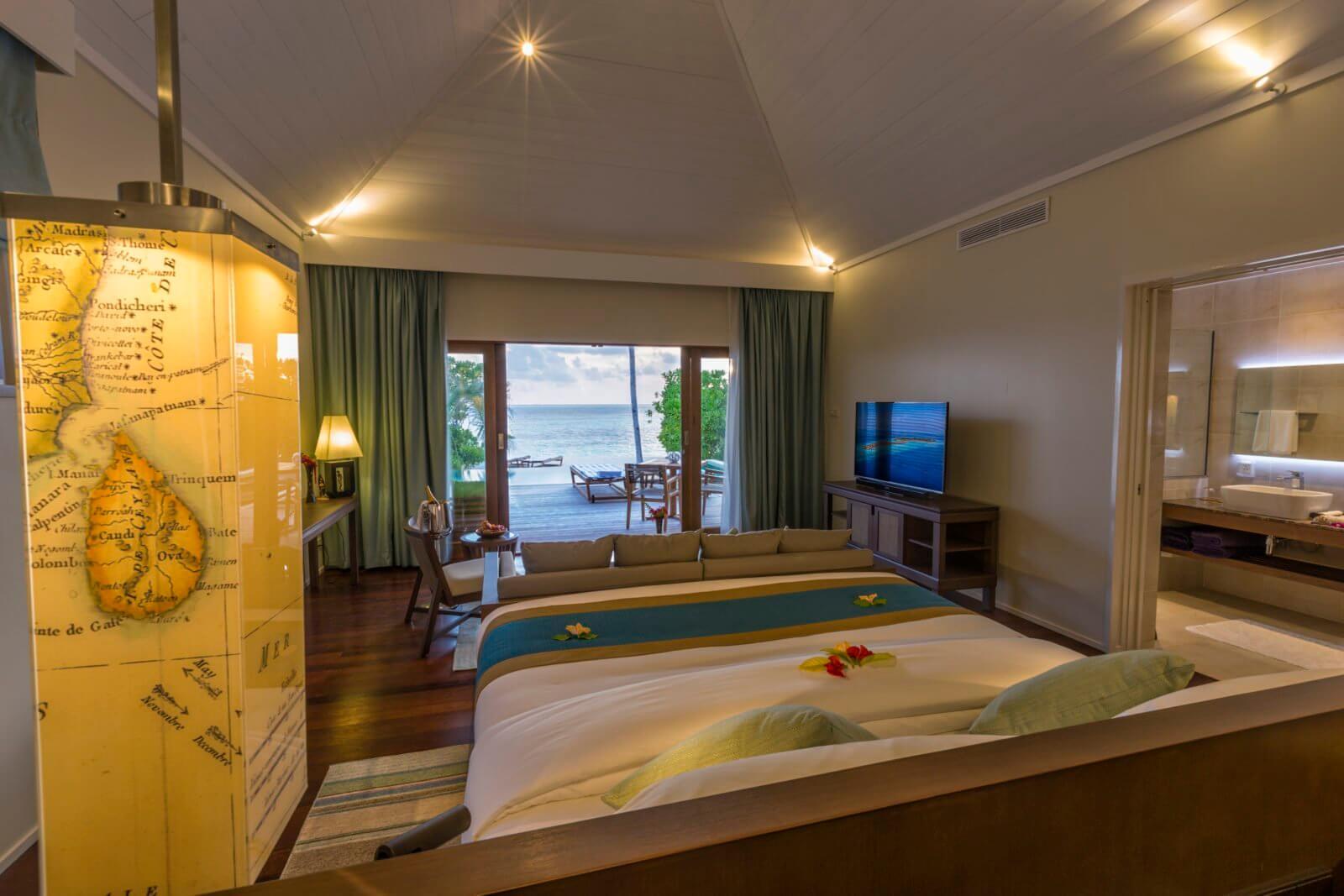 HURAWALHI ISLAND RESORT 